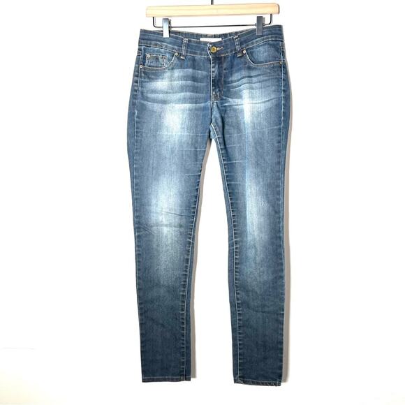 Zara Denim - Zara medium wash Skinny leg mid rise jeans size 6 B184